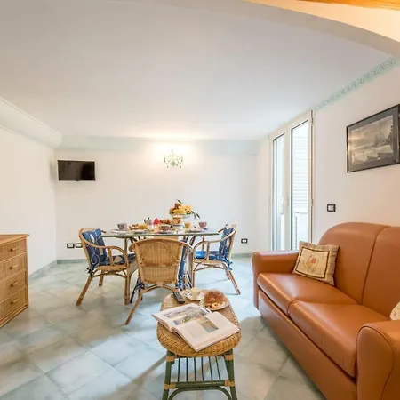 Holiday home Ricciolo D'oro 2